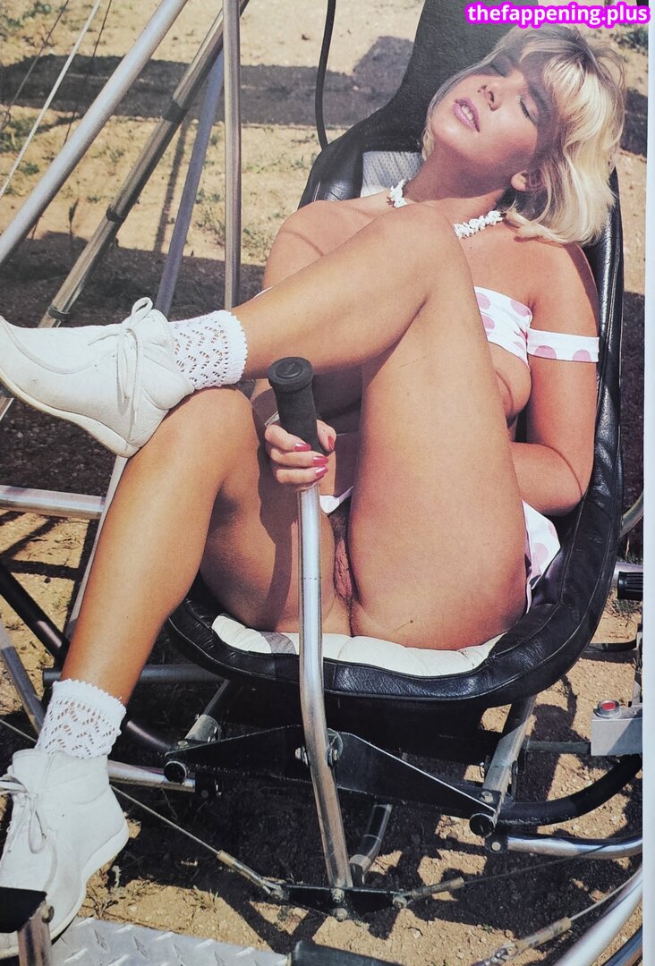 1980'S & Early 90'S Page 3 Girls / GlamourTeaJames / https: / mariawhittaker 누드 OnlyFans 사진 #507