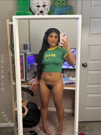 444Vanessa