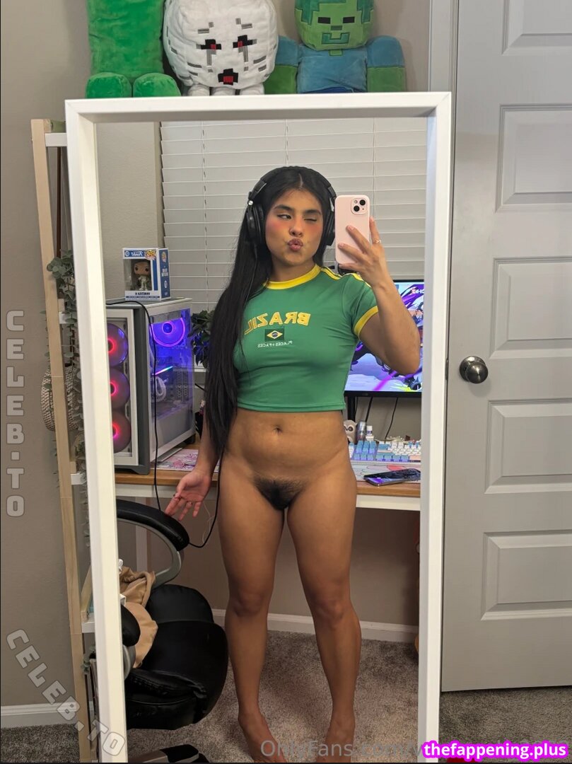 444Vanessa / 444vanessak / bougie_vee / iitmythrowaway / vanessak_2002 Nude OnlyFans Photo #20