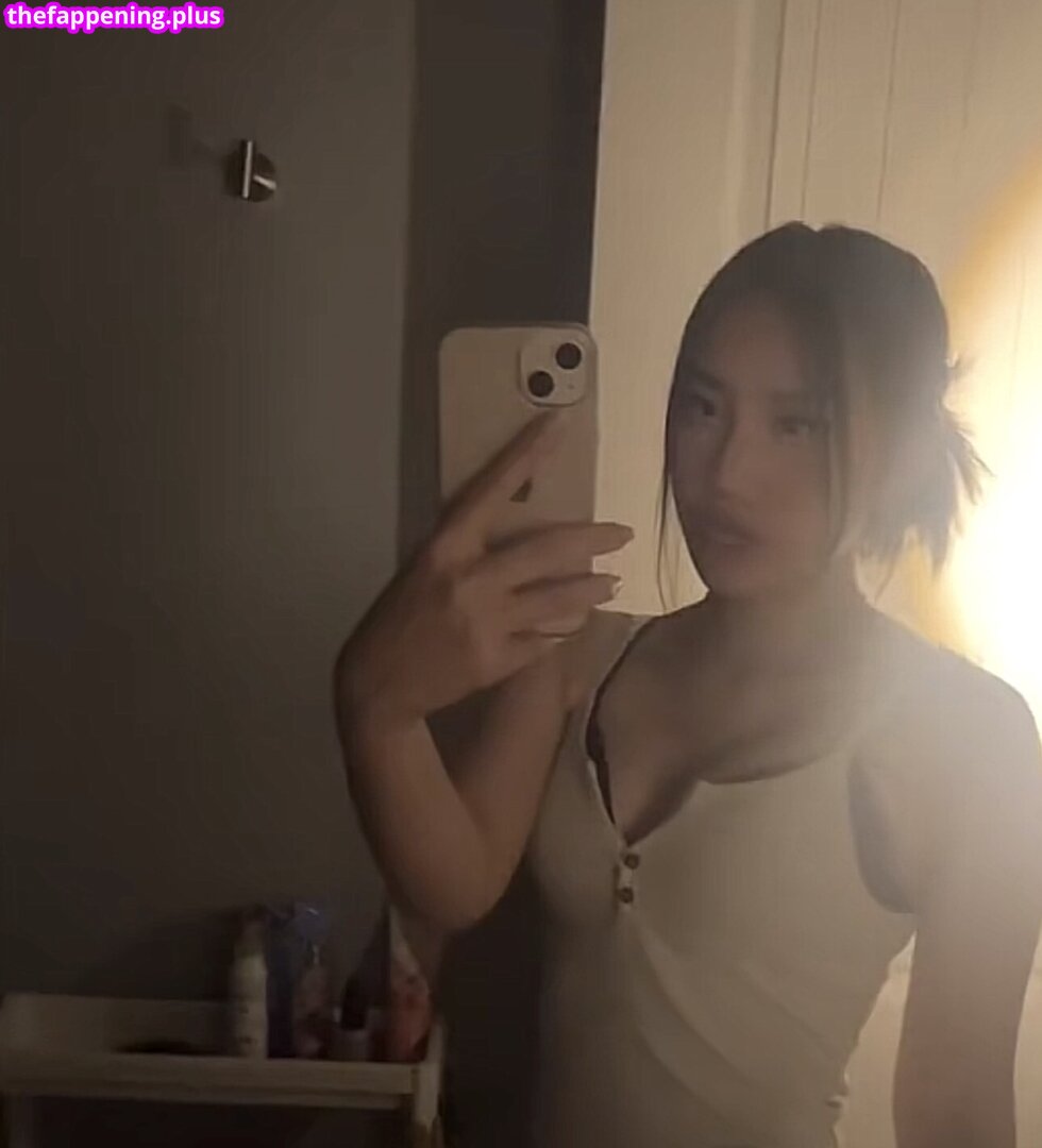 67nonchalantasian / axb__.22 Фото оголеного OnlyFans #1