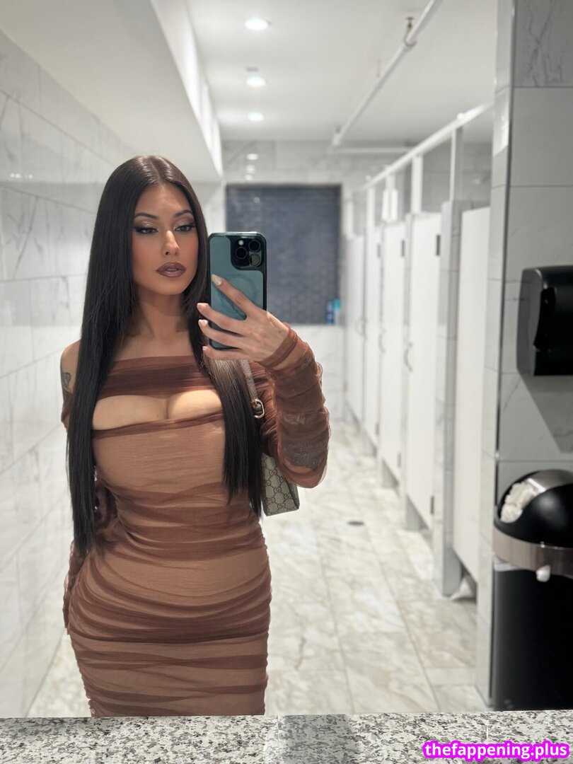 713CORI Фото обнажённых OnlyFans #33