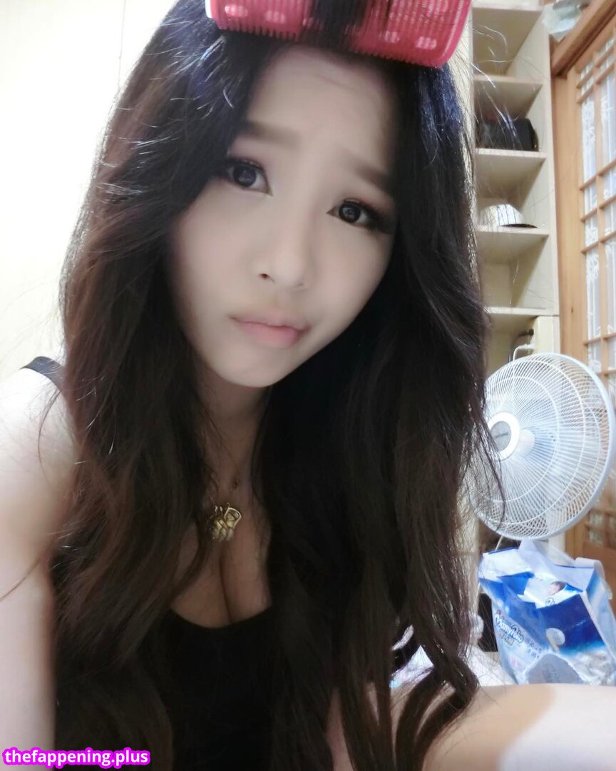 94iris329 裸照OnlyFans照片 #19