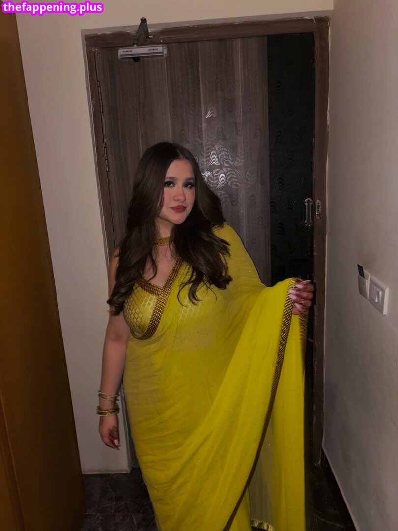 Aadhira Krishna / aadhirakrishna 누드 OnlyFans 사진 #6