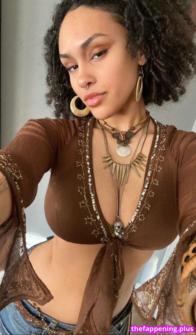 Aaliyeezy / theallierae Фото оголеного OnlyFans #381