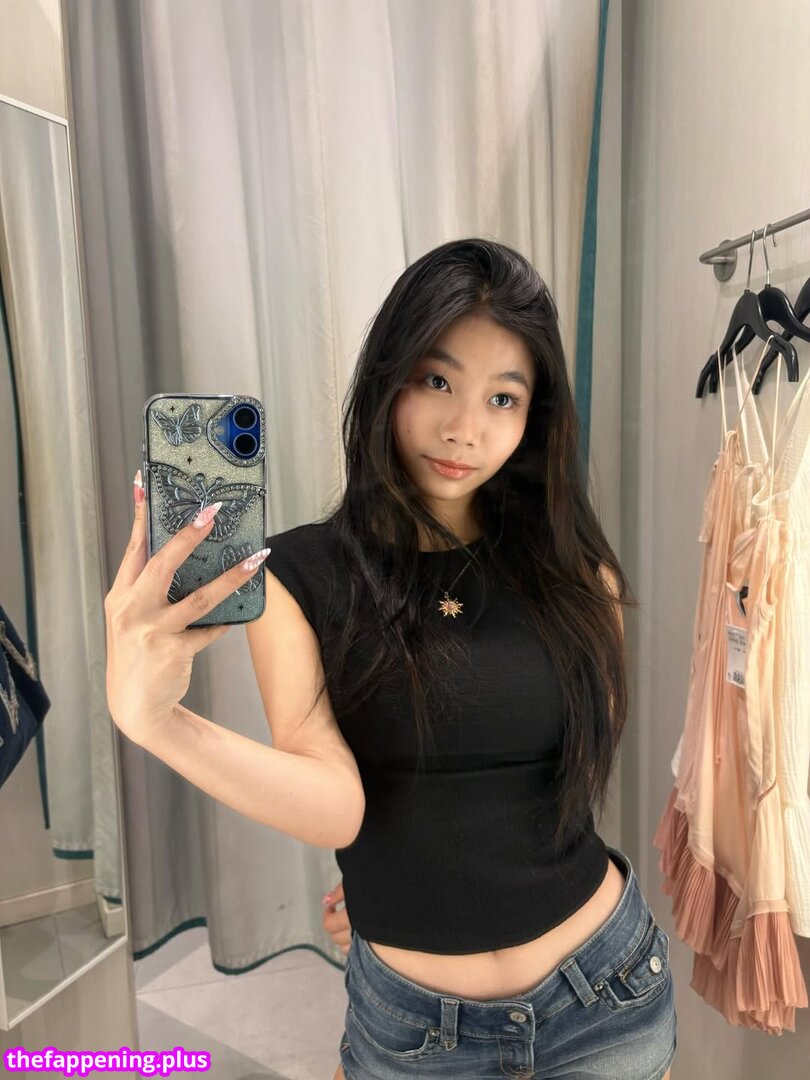 Saipetch B. / aaomhelloo Φωτογραφία Γυμνών OnlyFans #203