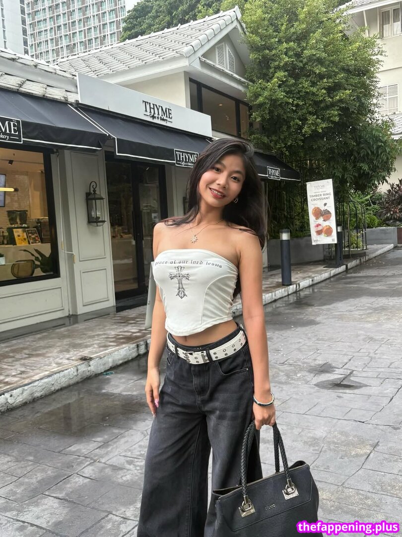 Saipetch B. / aaomhelloo नग्न OnlyFans फोटो #204