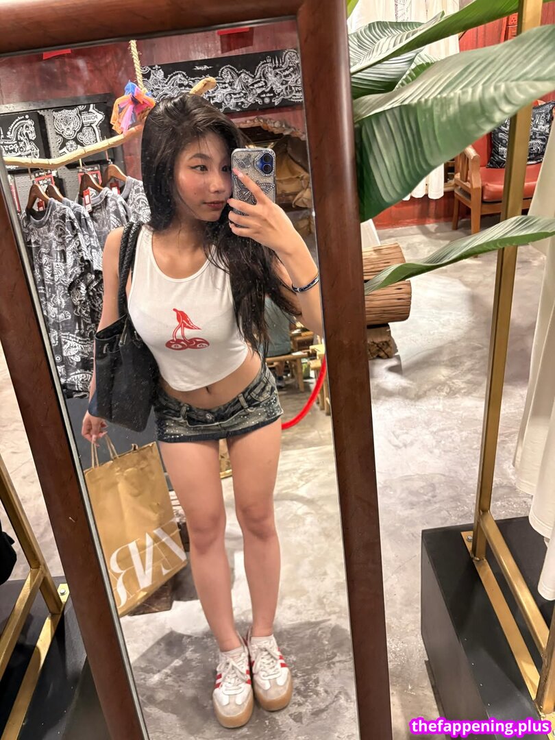 Saipetch B. / aaomhelloo 누드 OnlyFans 사진 #212