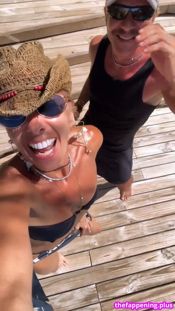 Adriane Galisteu / galisteuoficial Photo OnlyFans Nu #257