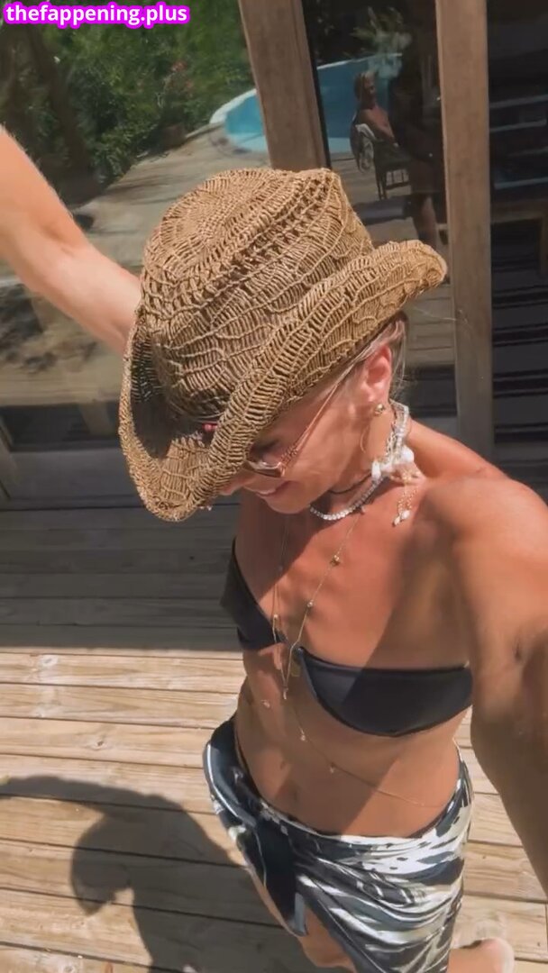 Adriane Galisteu / galisteuoficial Фото оголеного OnlyFans #258