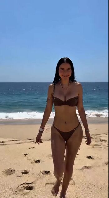 Ale Garcia Alegarcia_Of