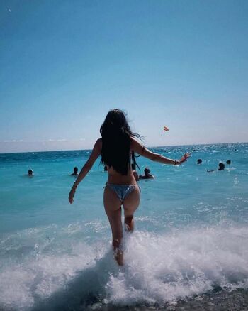 Ale Garcia Alegarcia_Of