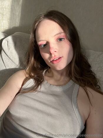 aliceeeeeeeeeeeeee
