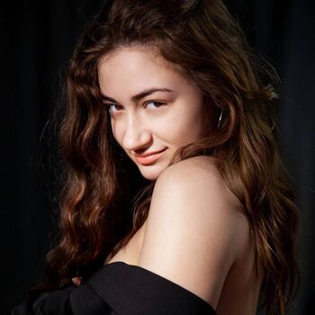 ALINA ASMR MASSAGE