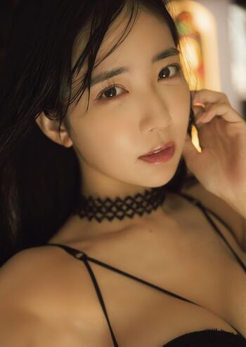 Amau Kisumi 天羽希純