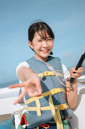 Amau Kisumi 天羽希純