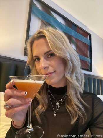 Amber_Riivers