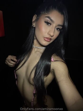 amiramoonxo