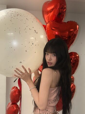 An Yujin 안유진 |