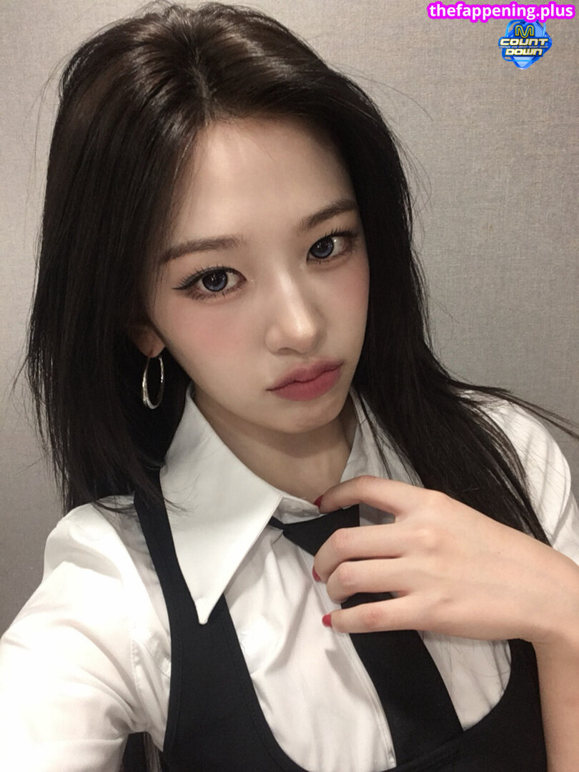 An Yujin 안유진 |