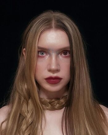 Anastasia Kreslina (IC3PEAK)