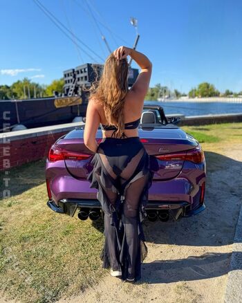 Anastasia_rose_official