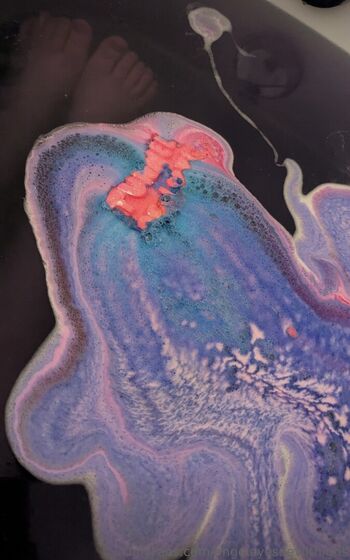 AngelEyesDevilThighs