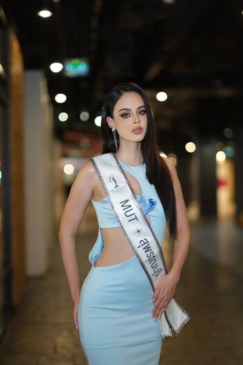 Angelina Skye Walker