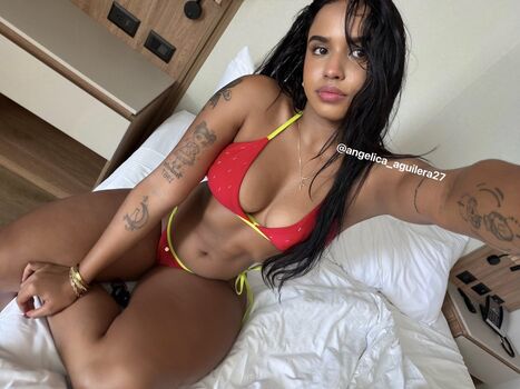 Angélica Aguilera27