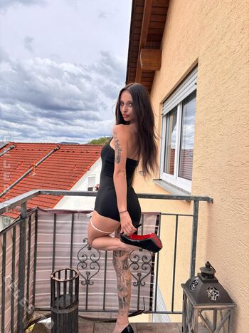 annaa_starr