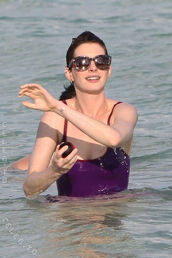 Anne Hathaway