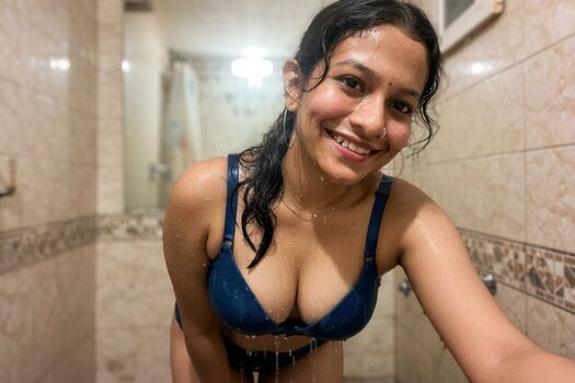 Anushka Das