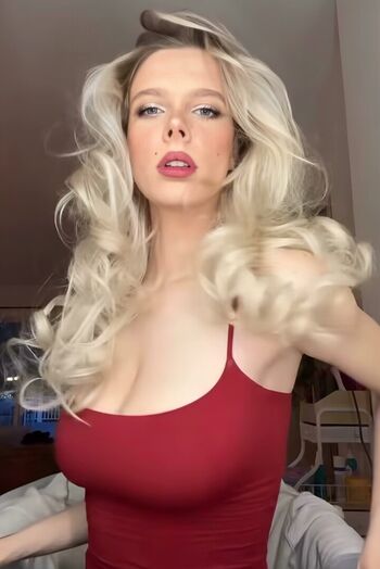 Ashley Matheson Smashedely