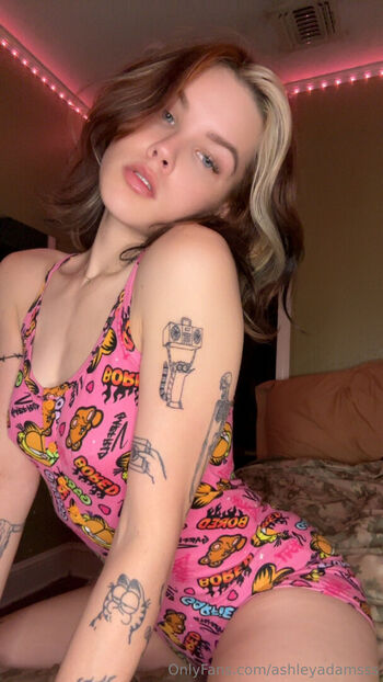ashleyadamsss