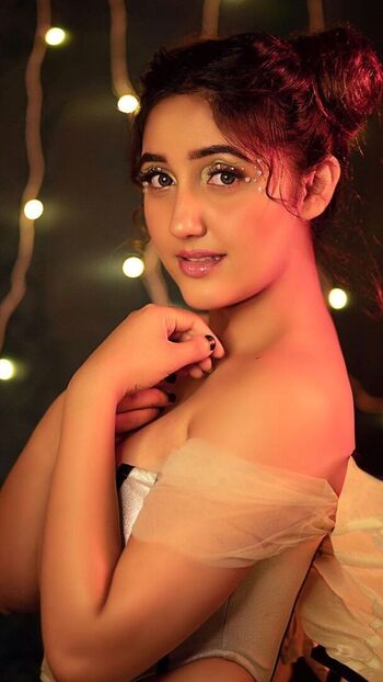 Ashnoor Kaur