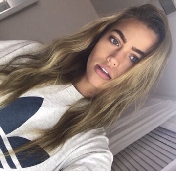 Augustwinstead / August Winstead