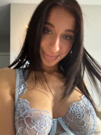 AviannaaRose
