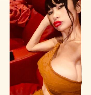 Bai Ling