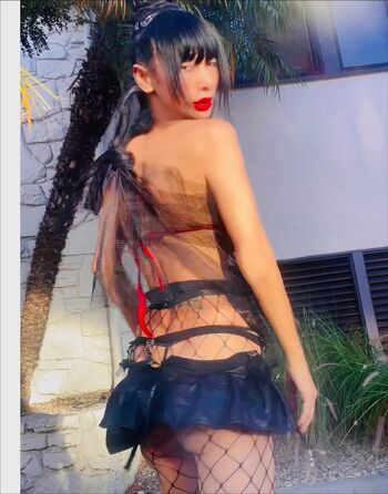 Bai Ling