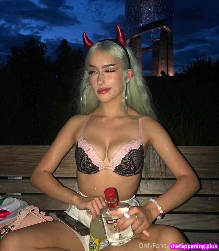 Bbblud / bludnymph Naakte OnlyFans Foto #8