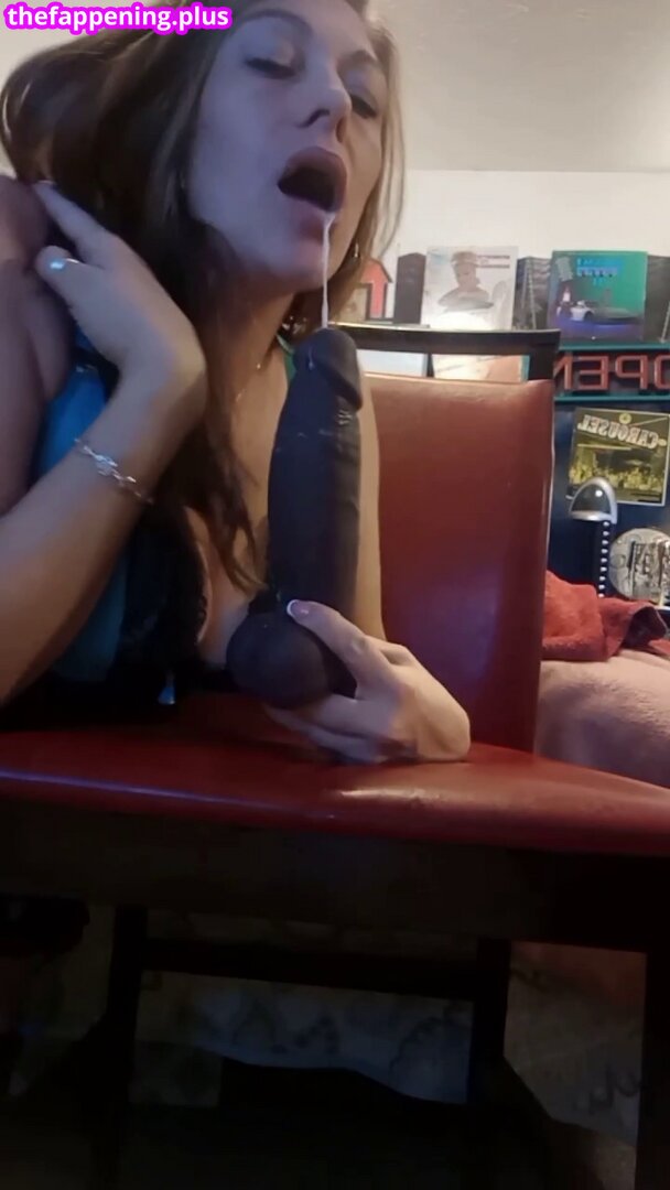 BBC Dildo Solos / Riding / Stroking / Sucking / etc. / https: / lyssaoficiall / talitasilvx Fotografie OnlyFans Dezbrăcată #281