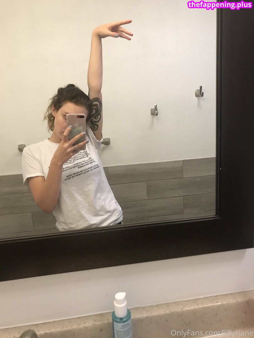 bbxjane / lillyjanebabicc / lillyxjane Фото оголеного OnlyFans #7