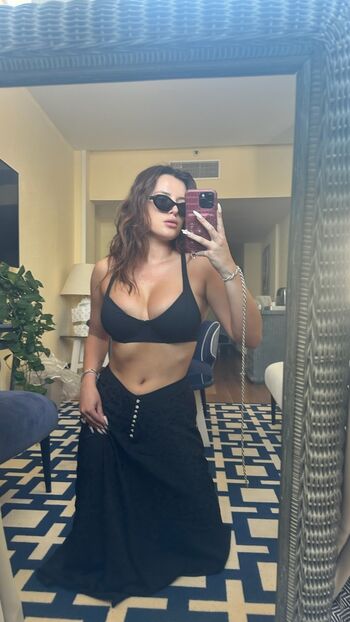 Bella Thorne
