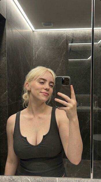 Billie Eilish Fake