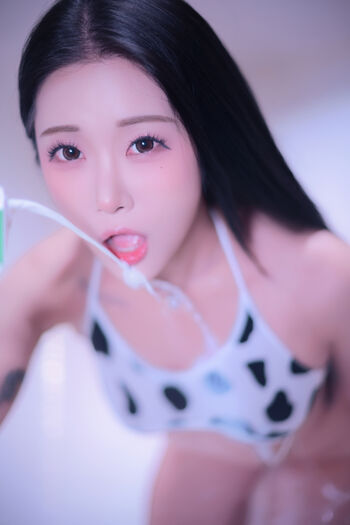 Bomi (Girl Crush) KPop