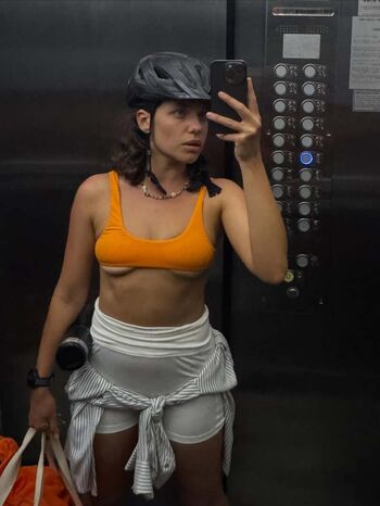Bruna Linzmeyer