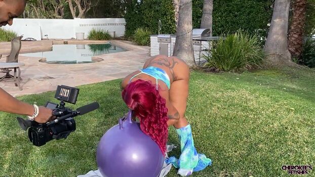 Cherokee D'Ass / cherokeedass