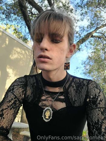 Chlorine????⚠️????️‍⚧️ [She