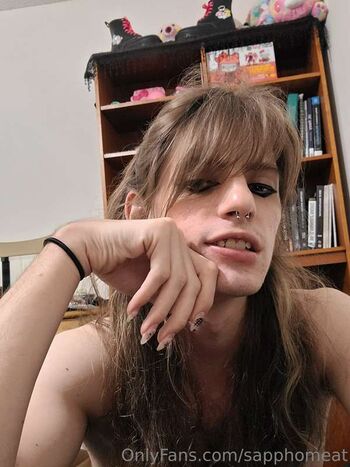 Chlorine????⚠️????️‍⚧️ [She