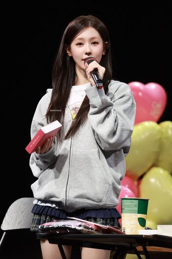 Cho Mi-yeon (Miyeon) - i-dle [(G)I-dle]