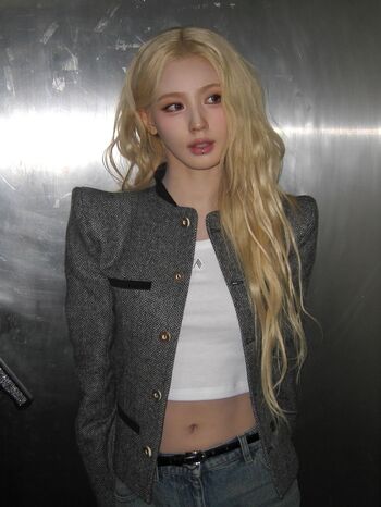 Cho Mi-yeon (Miyeon) - i-dle [(G)I-dle]